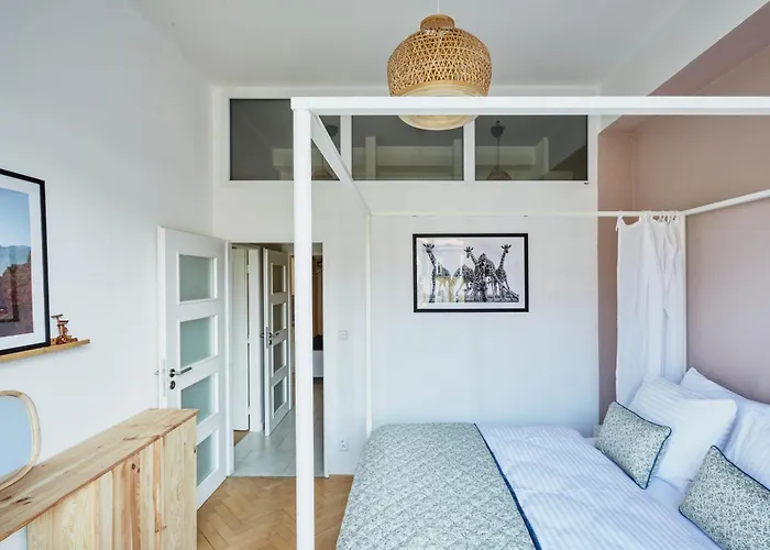 Luxury Riverside Apartment